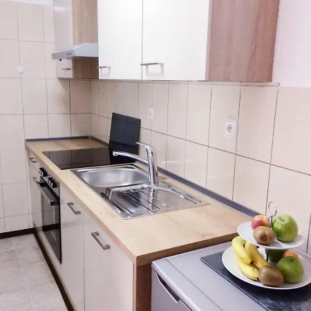 Nina Apartament